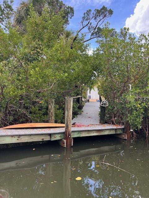 300 GARDEN LN, SARASOTA, FL, 34242