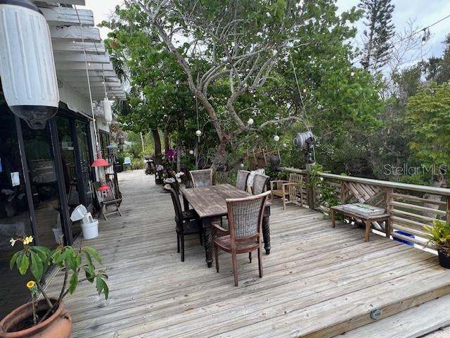 300 GARDEN LN, SARASOTA, FL, 34242