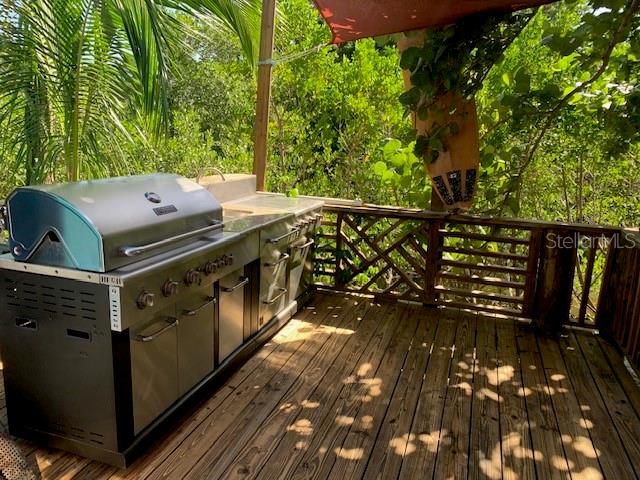 300 GARDEN LN, SARASOTA, FL, 34242