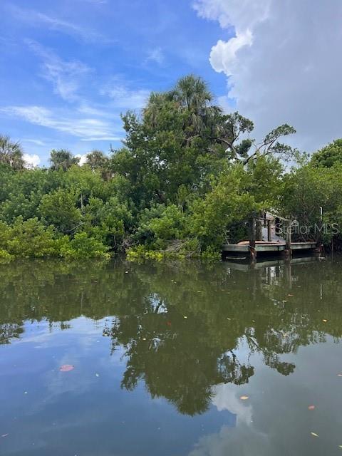 300 GARDEN LN, SARASOTA, FL, 34242