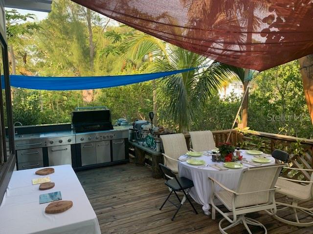 300 GARDEN LN, SARASOTA, FL, 34242