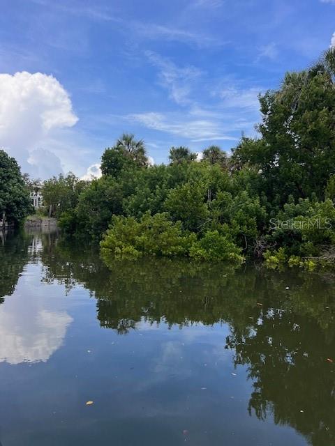 300 GARDEN LN, SARASOTA, FL, 34242