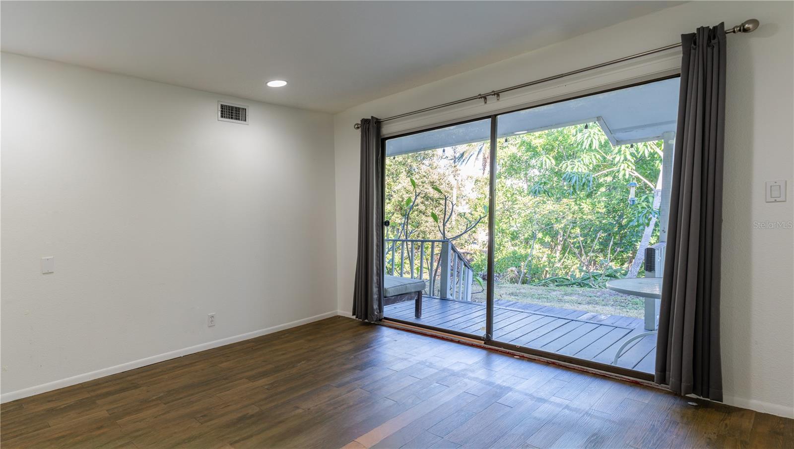 A4662830 Property Photo