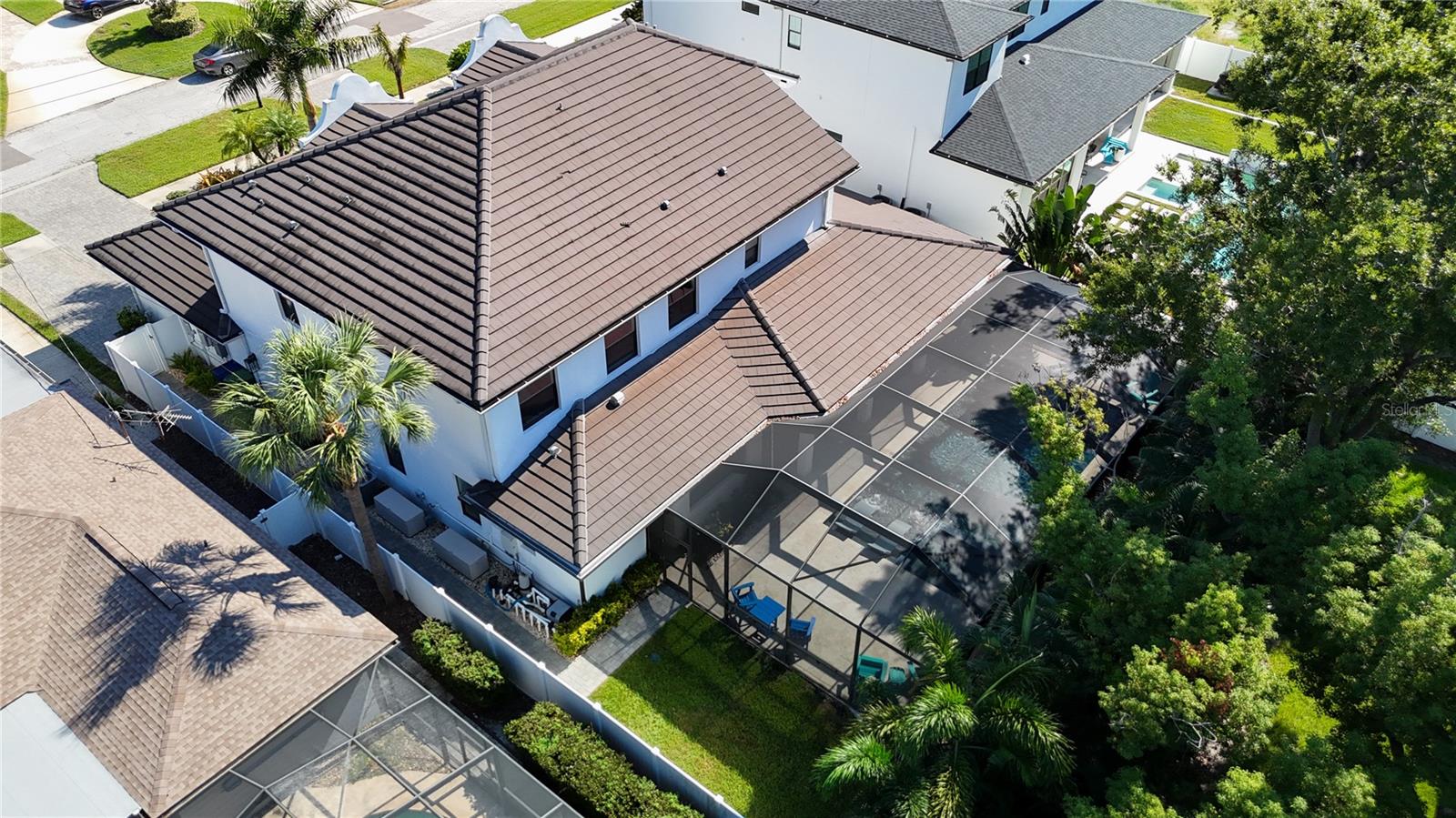 TB8420085 Property Photo