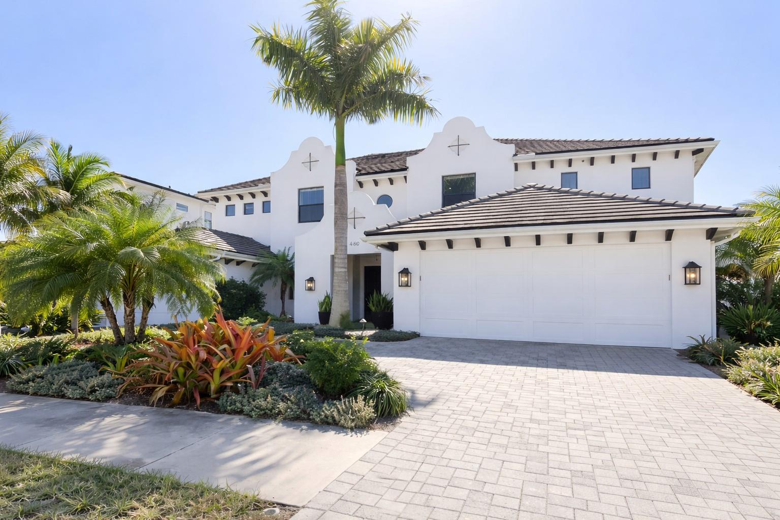 TB8420085 Property Photo