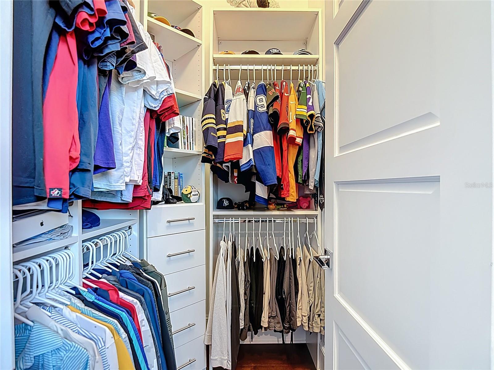 TB8420085 Property Photo