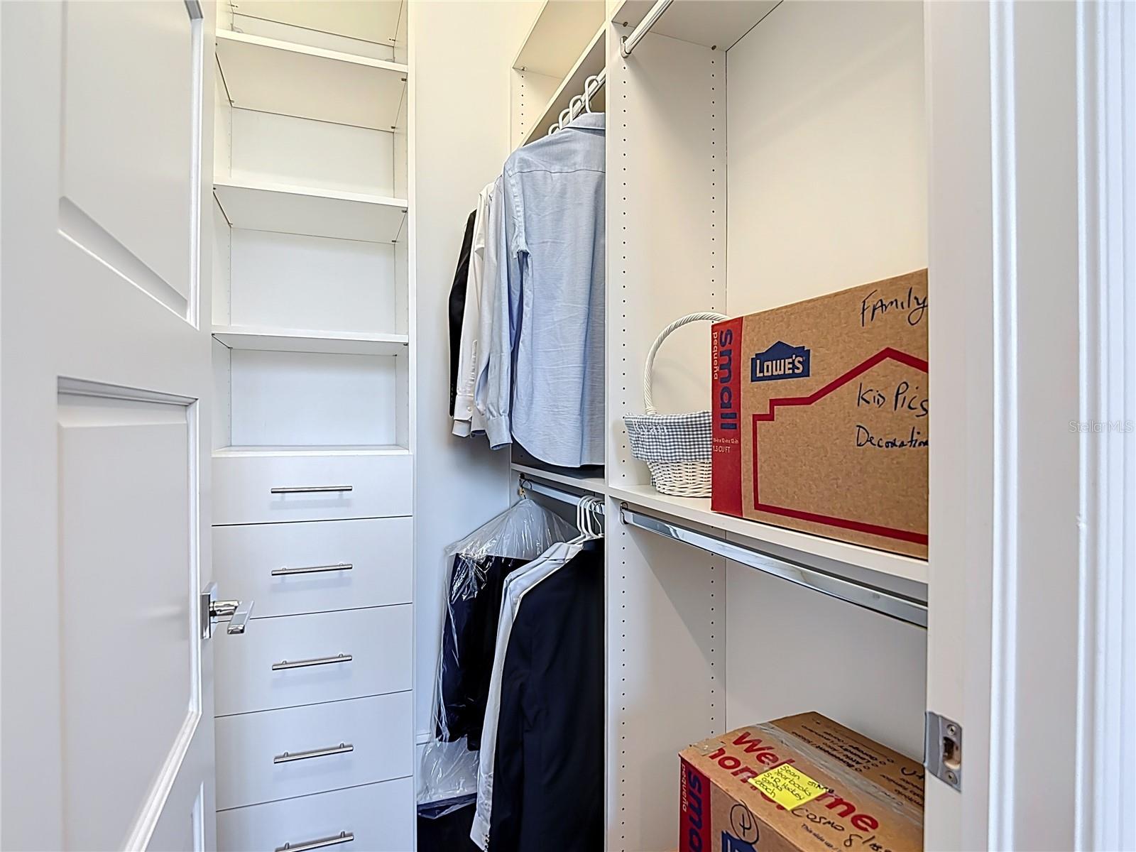 TB8420085 Property Photo