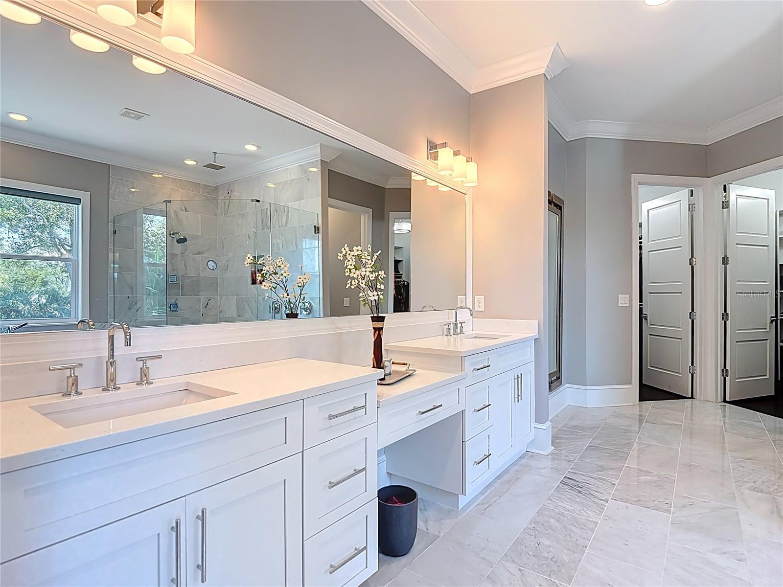 TB8420085 Property Photo