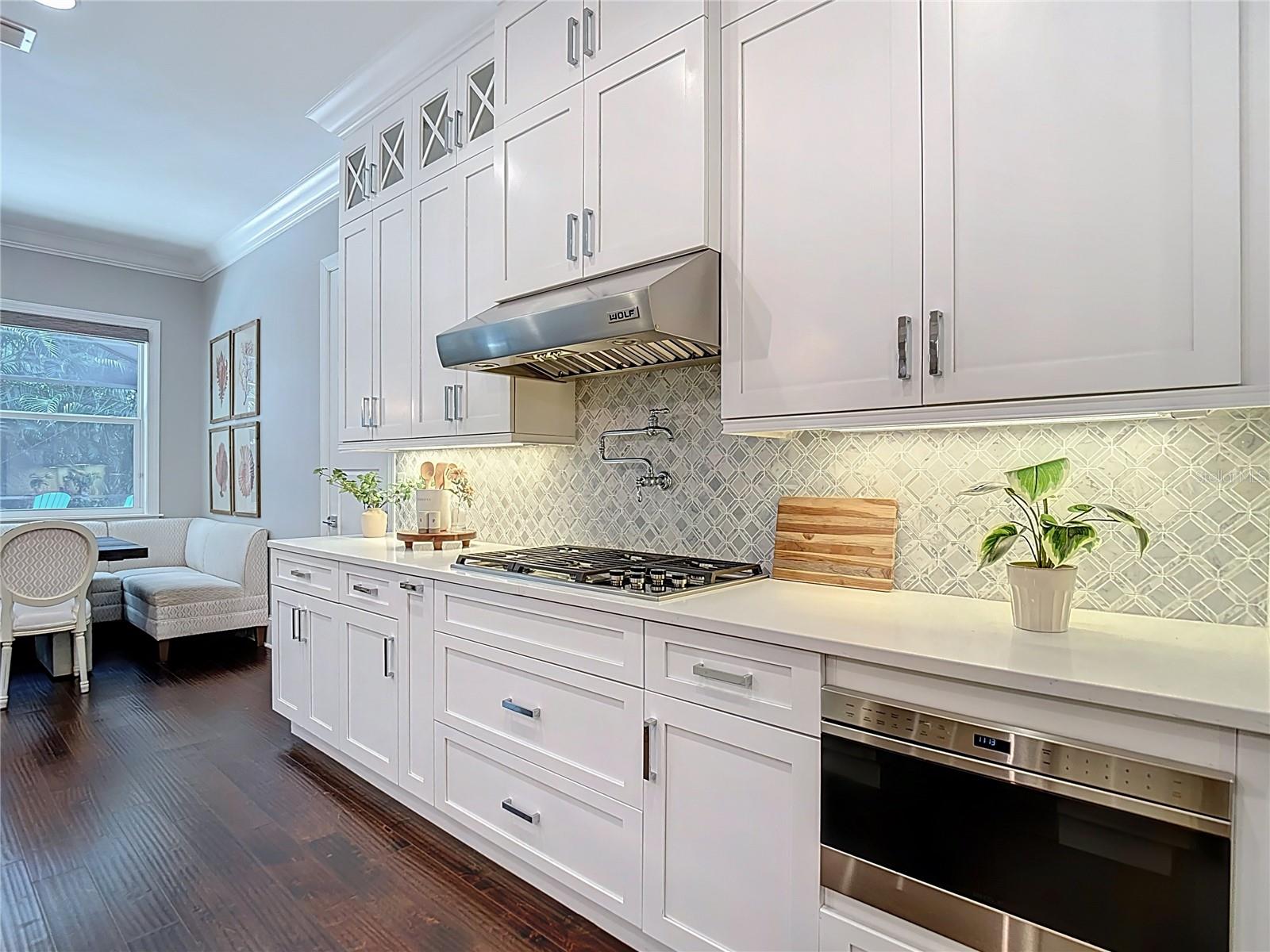 TB8420085 Property Photo