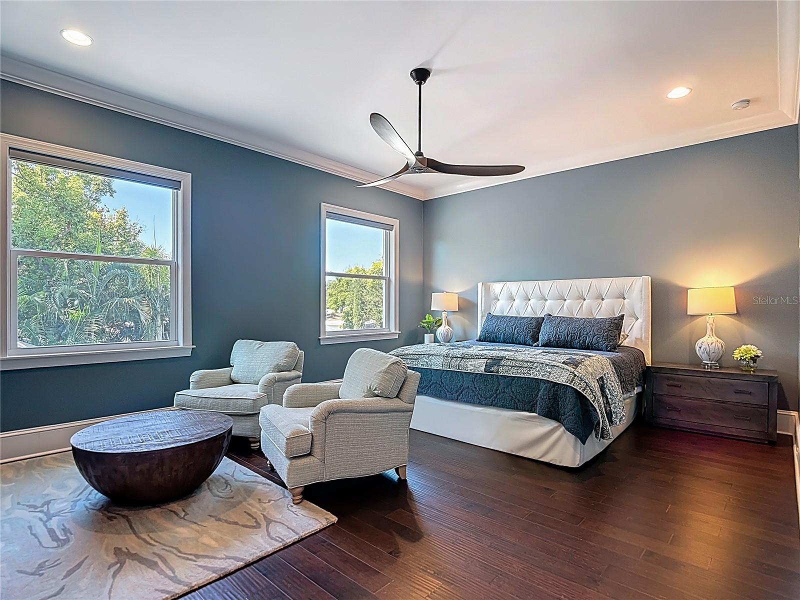 TB8420085 Property Photo