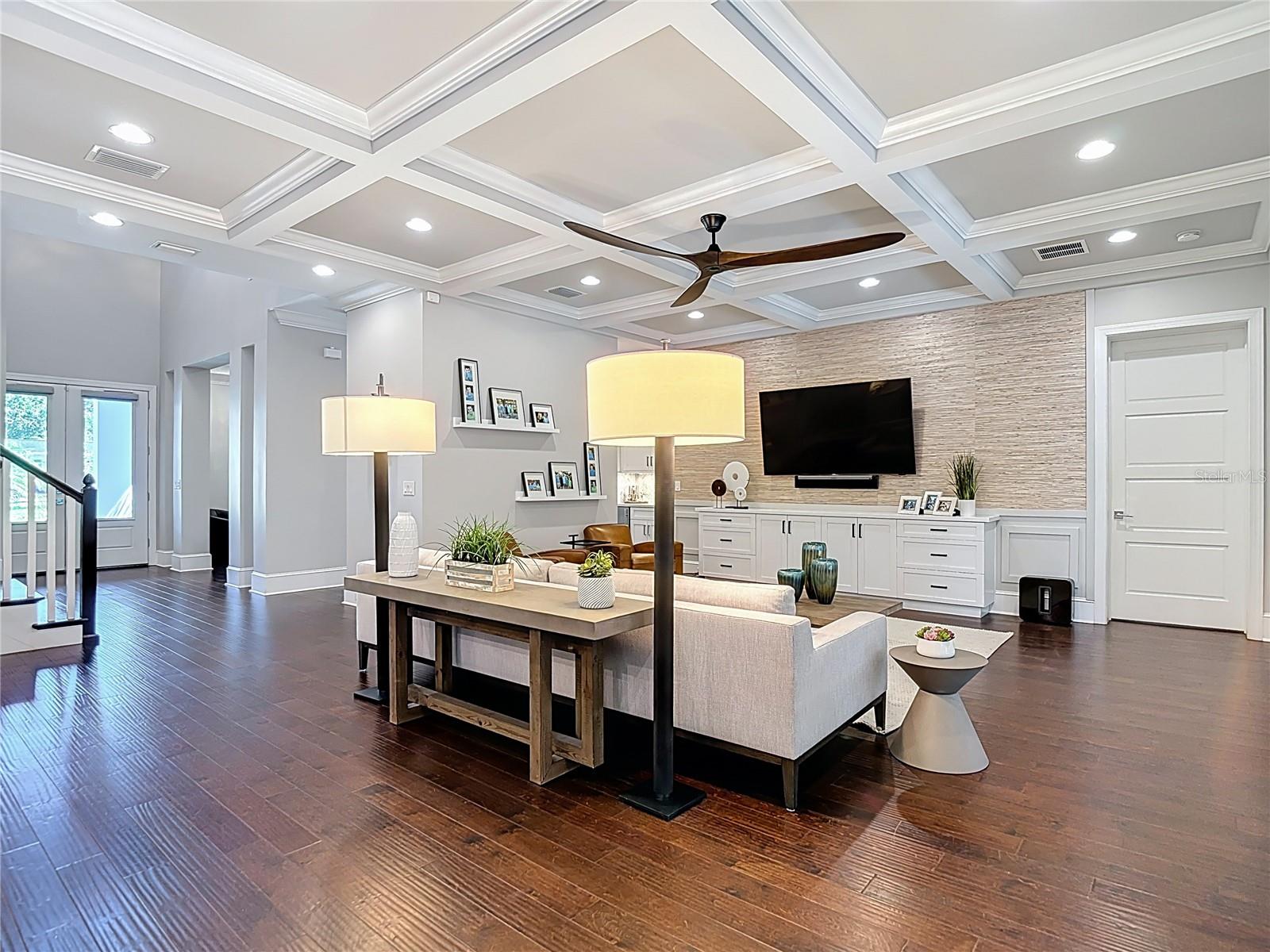 TB8420085 Property Photo