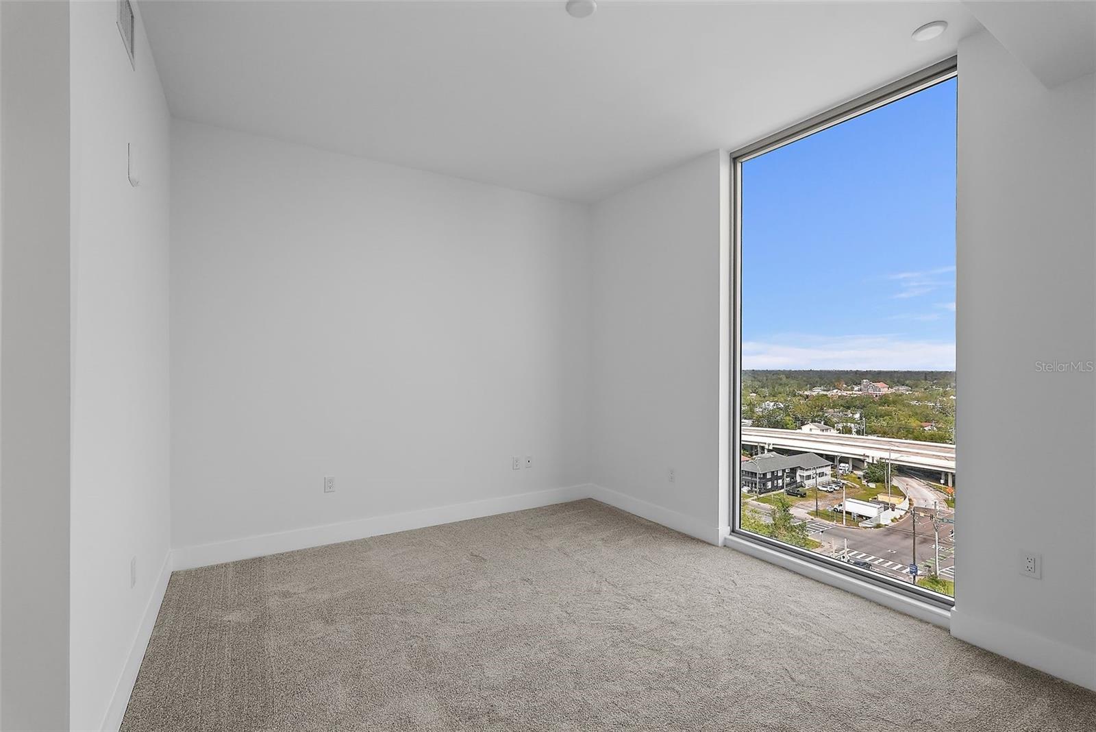 Primary Suite-suitable for King Size Bed