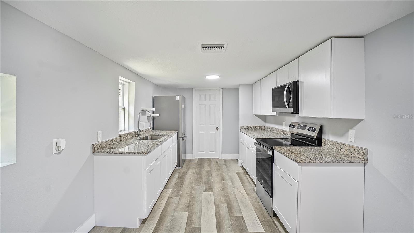 721 E 13TH ST, APOPKA, FL, 32703