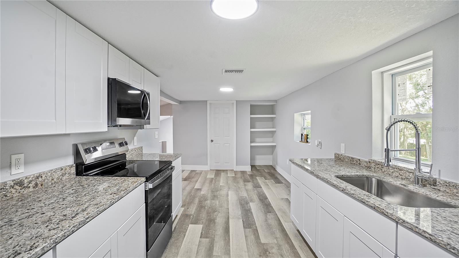 721 E 13TH ST, APOPKA, FL, 32703