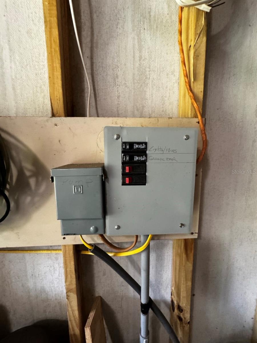 OM708094 Property Photo