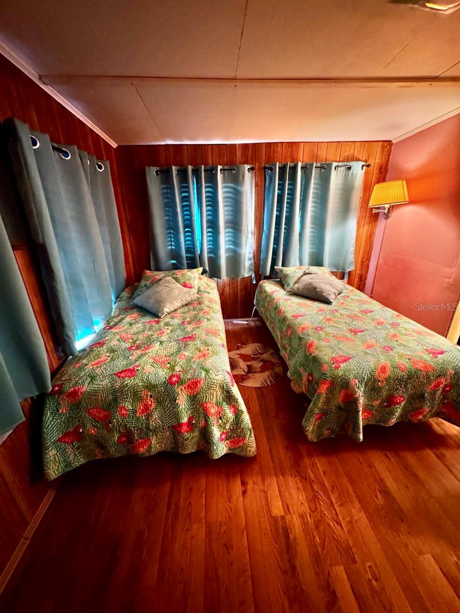 OM708094 Property Photo