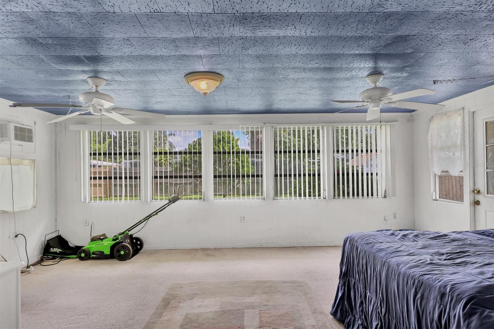 2733 WOOD ST, SARASOTA, FL, 34237