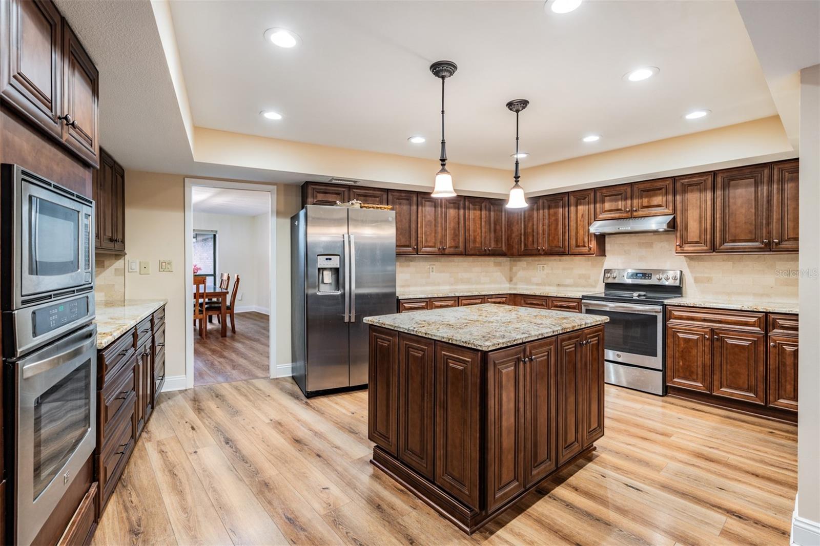 3472 SHORELINE CIR, PALM HARBOR, FL, 34684