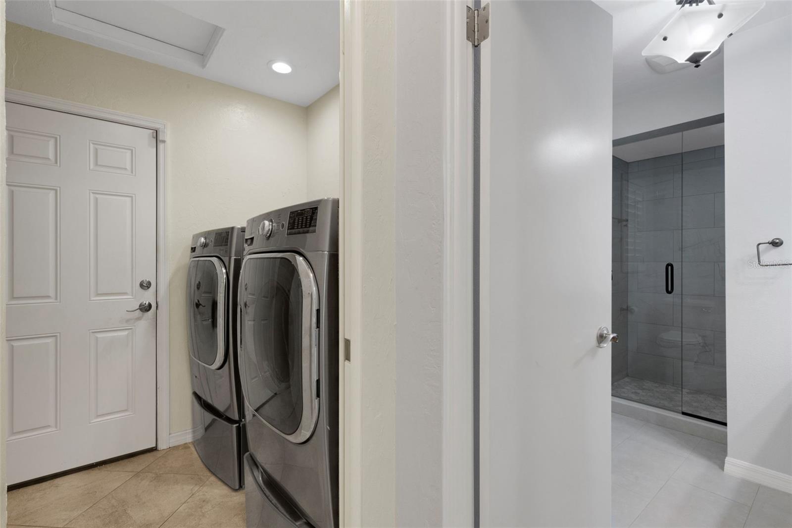 A4662859 Property Photo