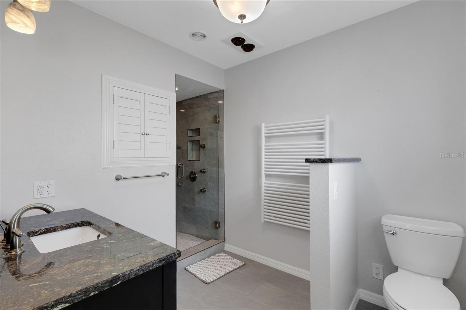 A4662859 Property Photo