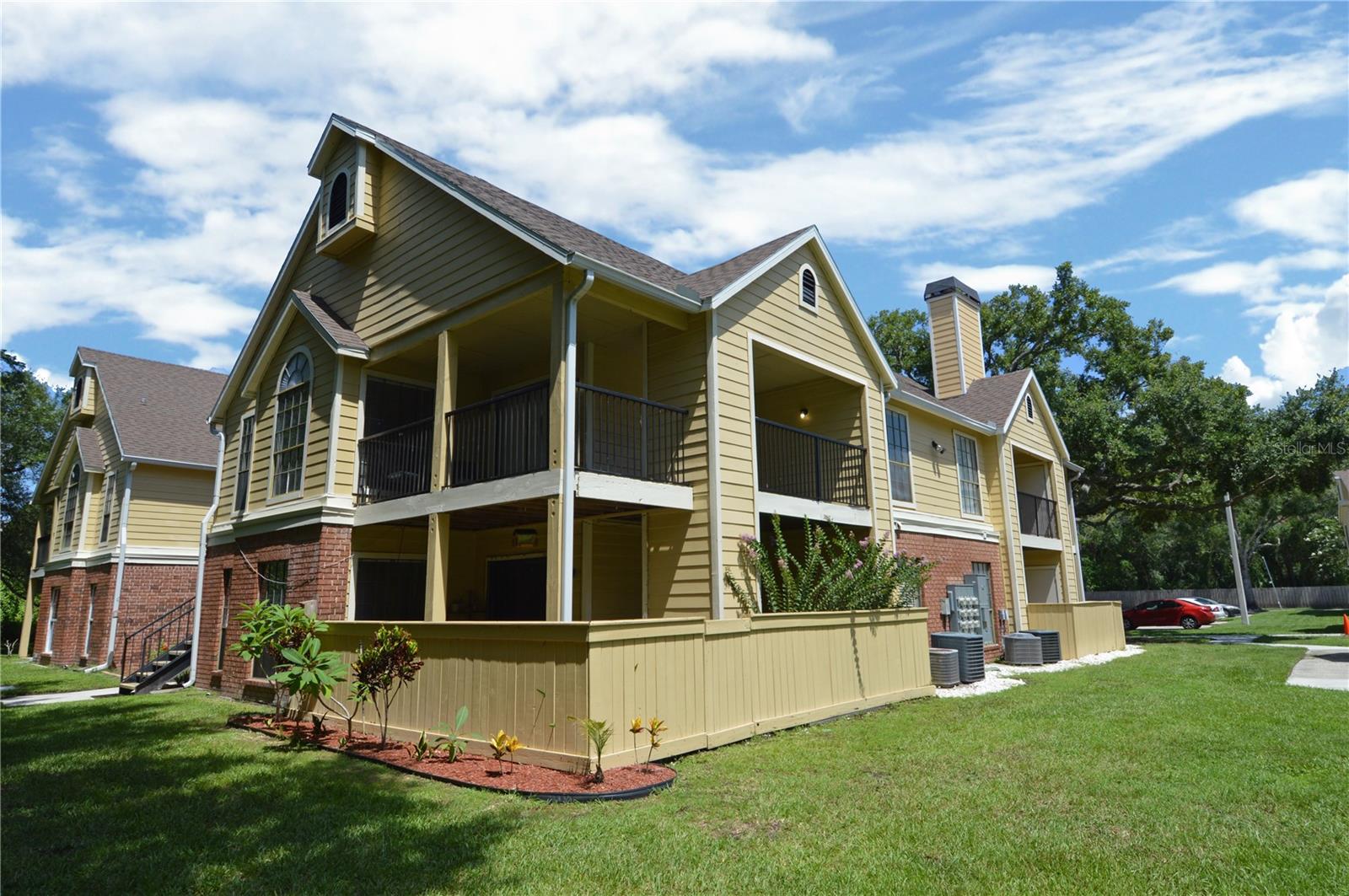 8746 MALLARD RESERVE DR #204, TAMPA, FL, 33614