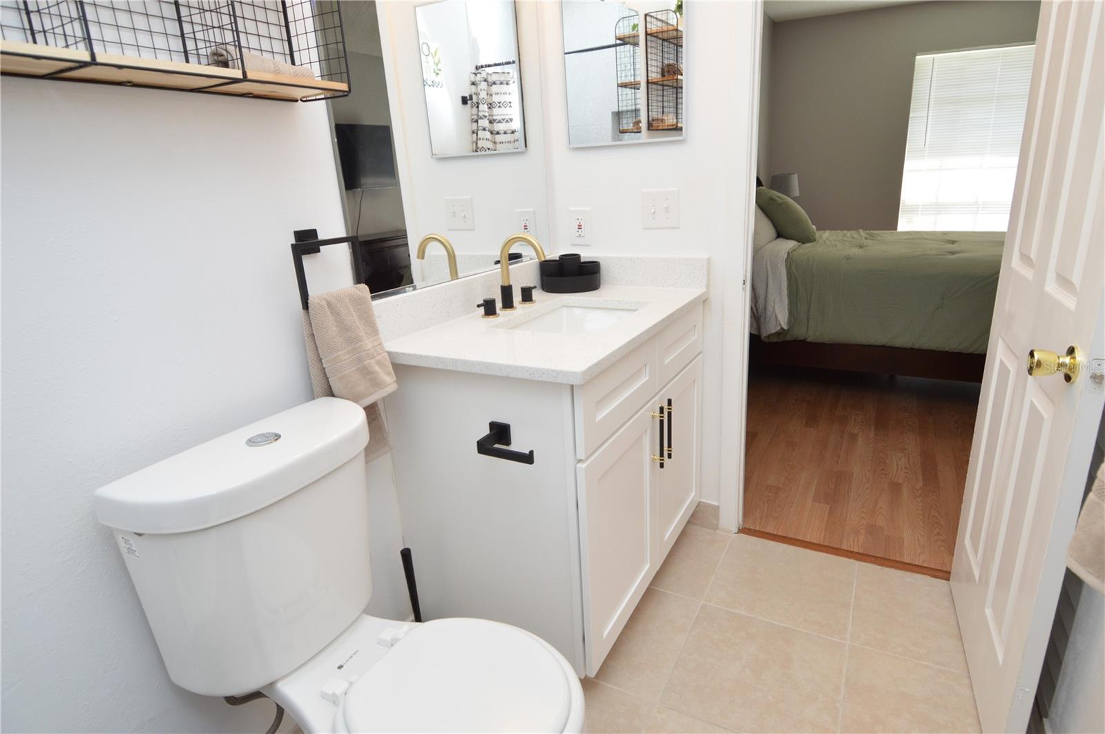 8746 MALLARD RESERVE DR #204, TAMPA, FL, 33614