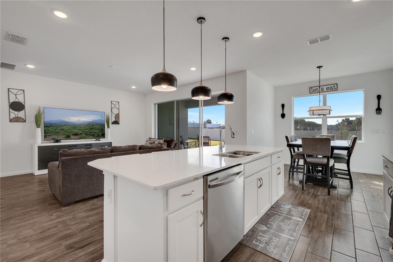 704 GRAZIE LOOP, DAVENPORT, FL, 33837