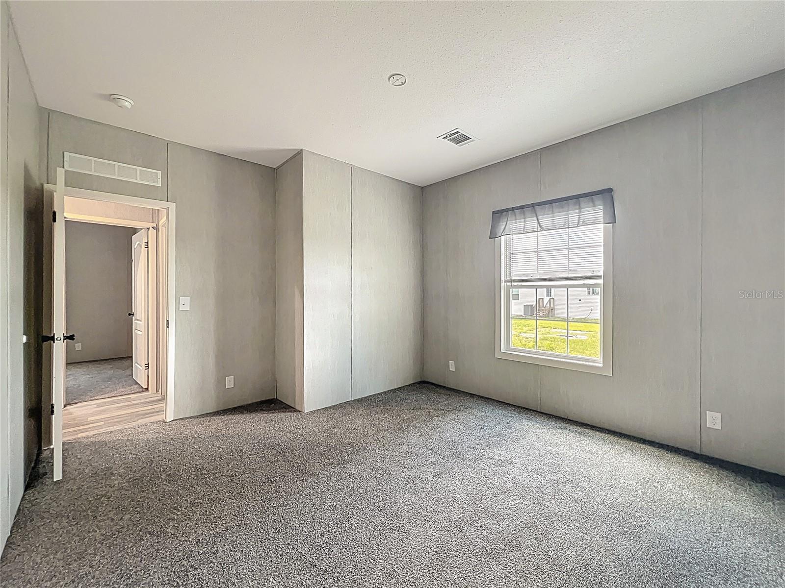 6574 SE 166TH AVE, OCKLAWAHA, FL, 32179