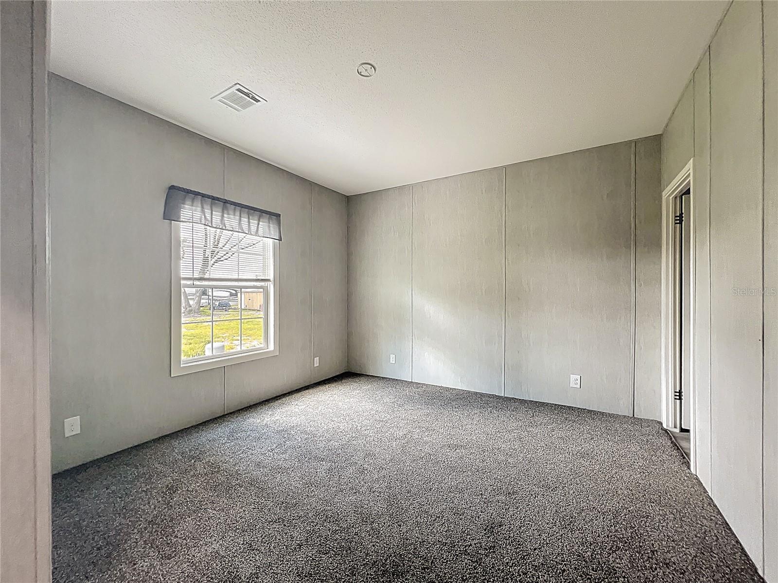 6574 SE 166TH AVE, OCKLAWAHA, FL, 32179