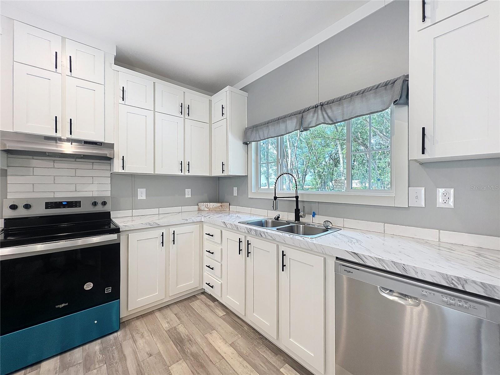 6574 SE 166TH AVE, OCKLAWAHA, FL, 32179