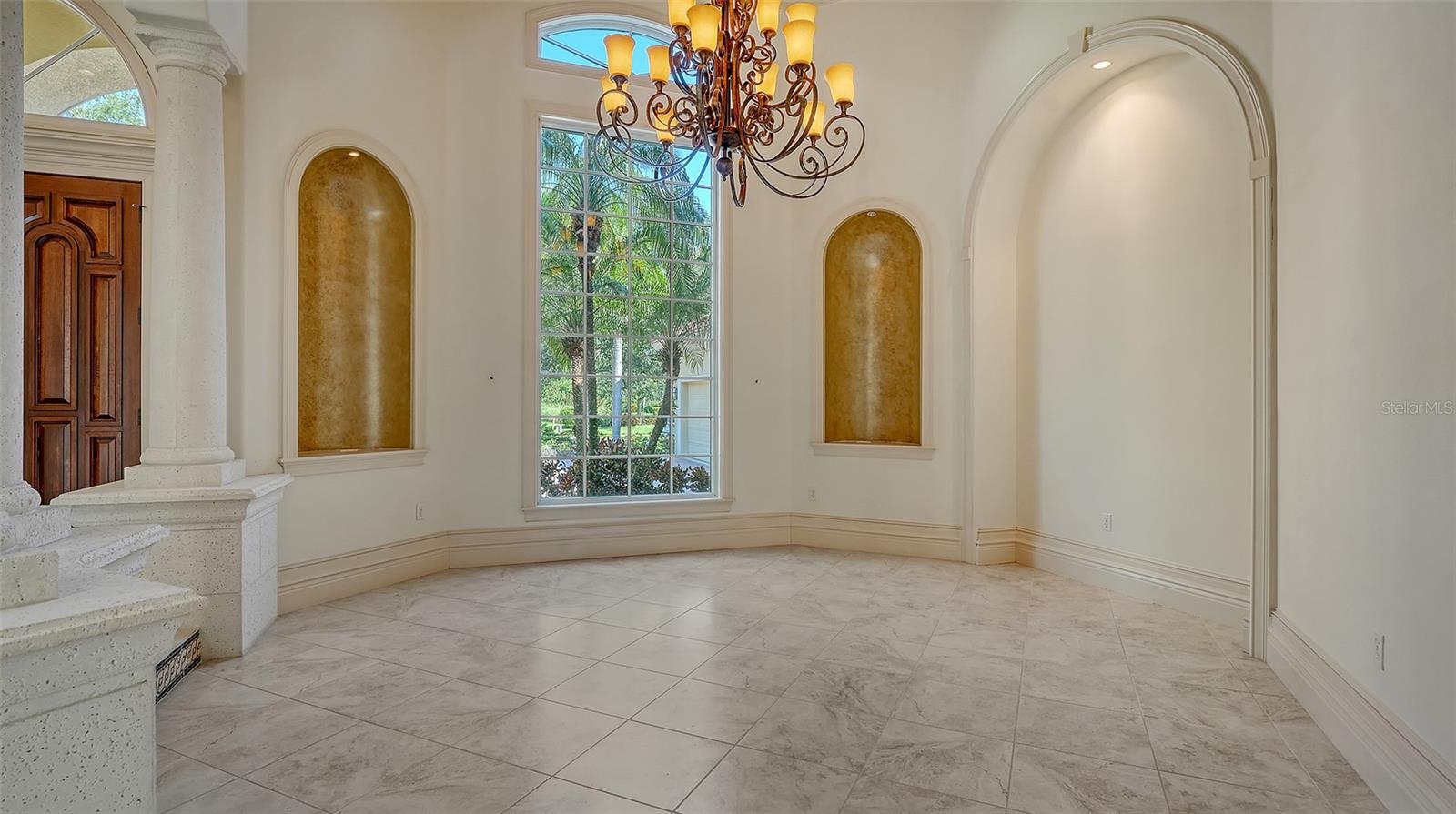 A4662879 Property Photo