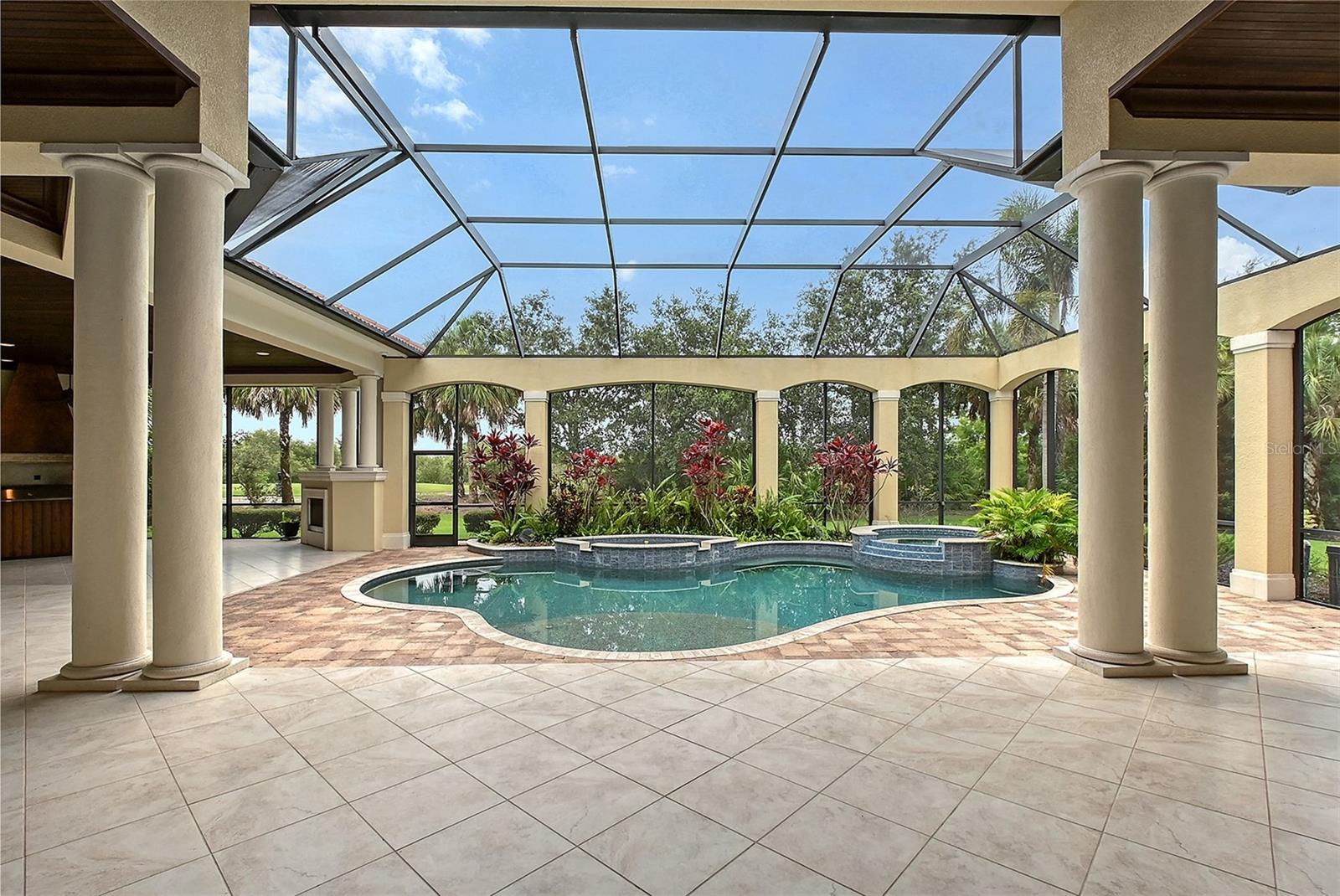 A4662879 Property Photo
