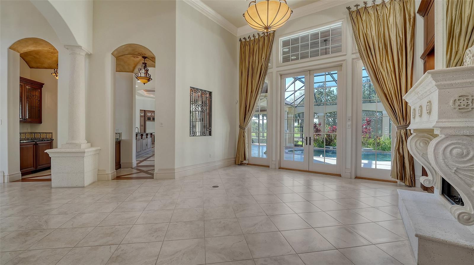 A4662879 Property Photo
