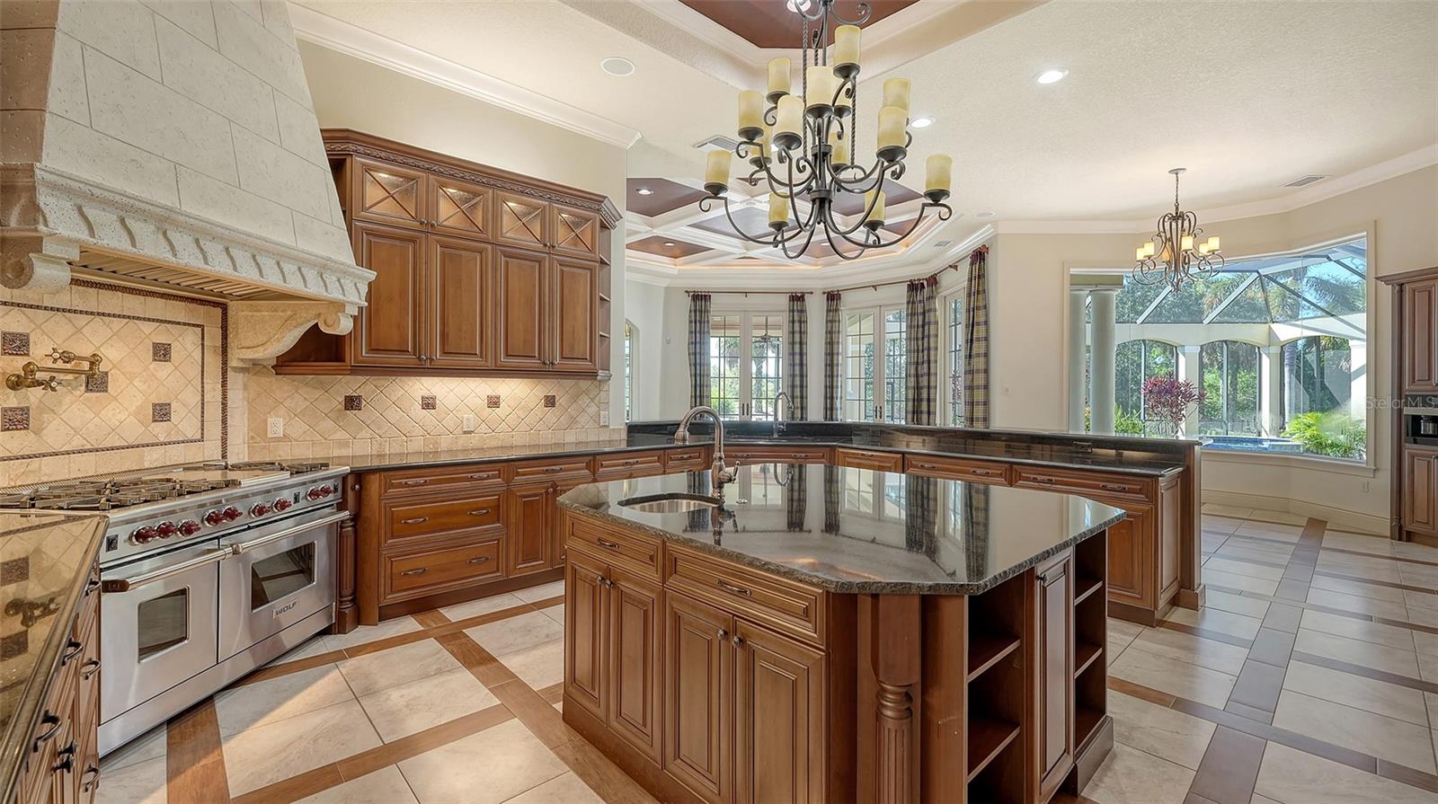 A4662879 Property Photo