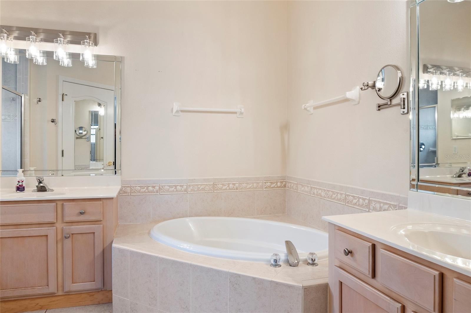 1840 BOBCAT TRL, NORTH PORT, FL, 34288