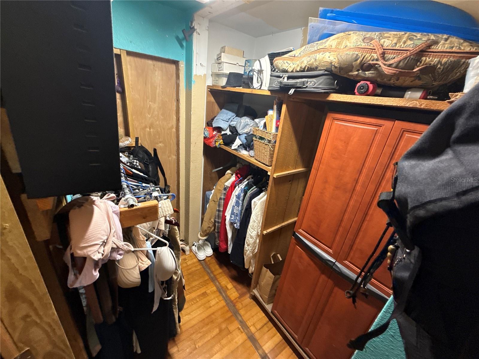 17714 LONG POINT DR, REDINGTON SHORES, FL, 33708