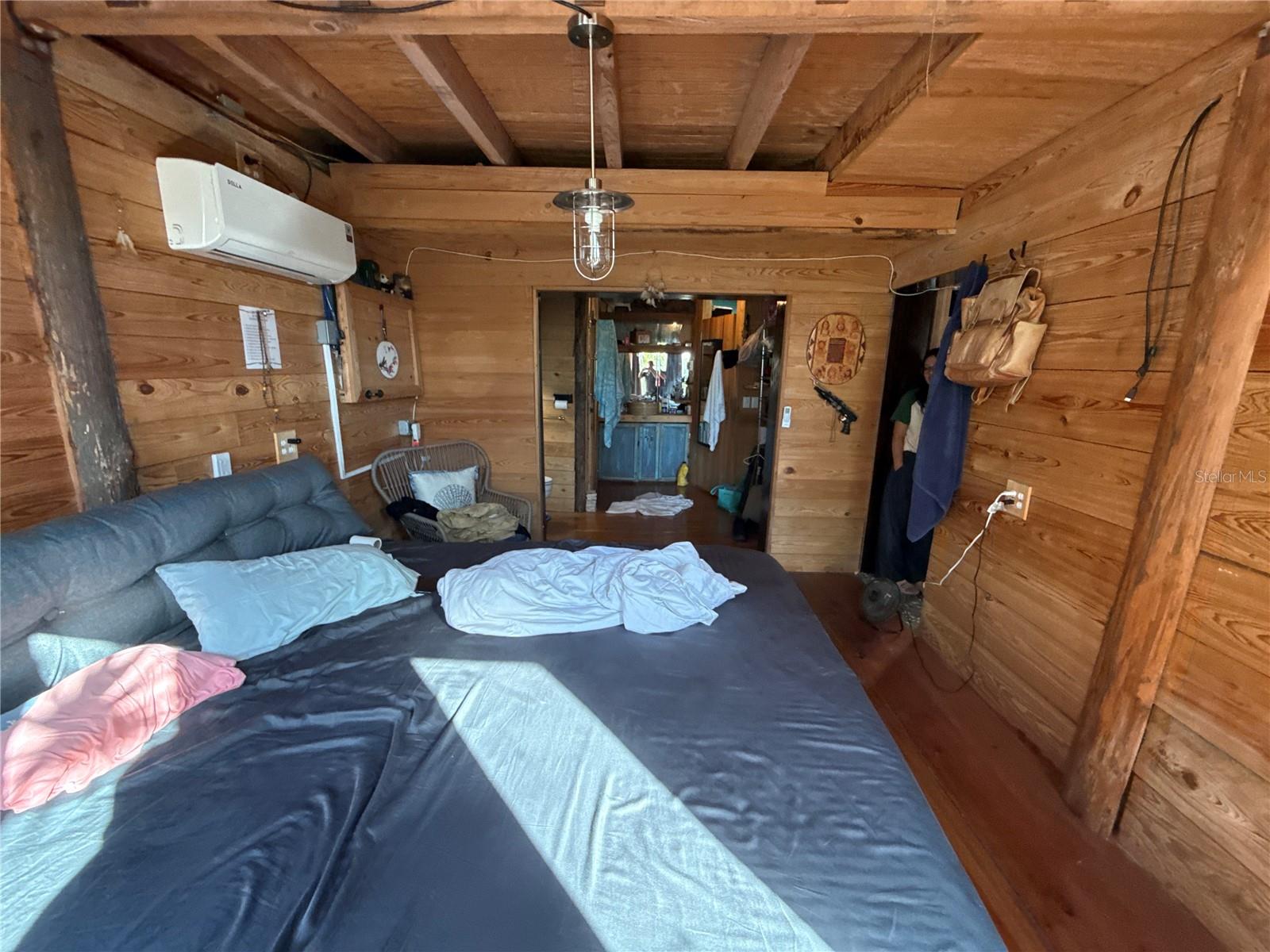 17714 LONG POINT DR, REDINGTON SHORES, FL, 33708