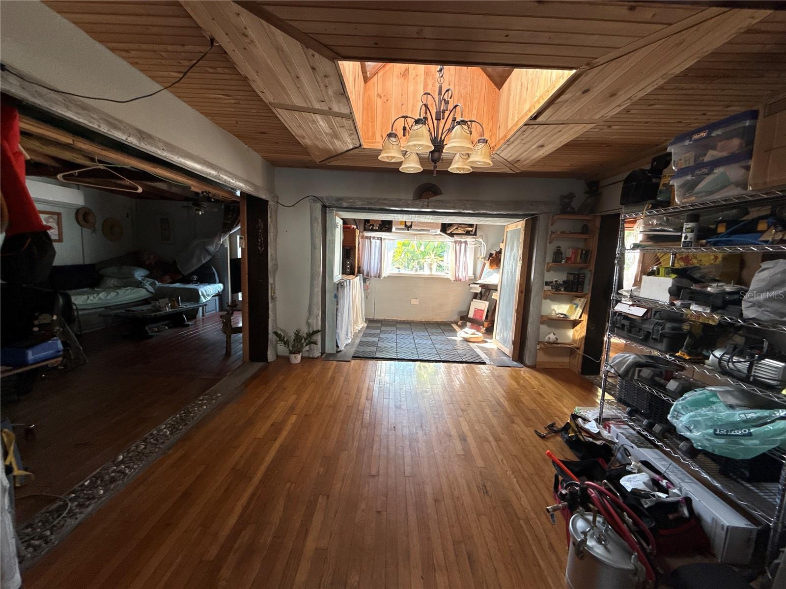 17714 LONG POINT DR, REDINGTON SHORES, FL, 33708