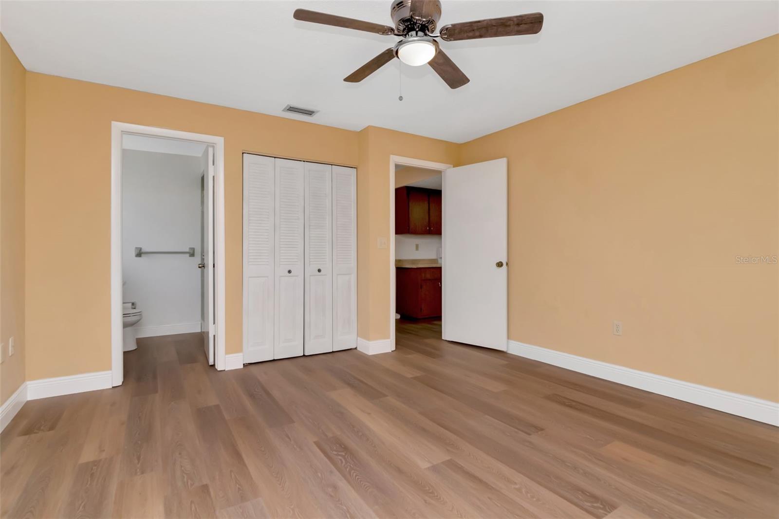 3250 CAUSEWAY DR, PALM HARBOR, FL, 34684