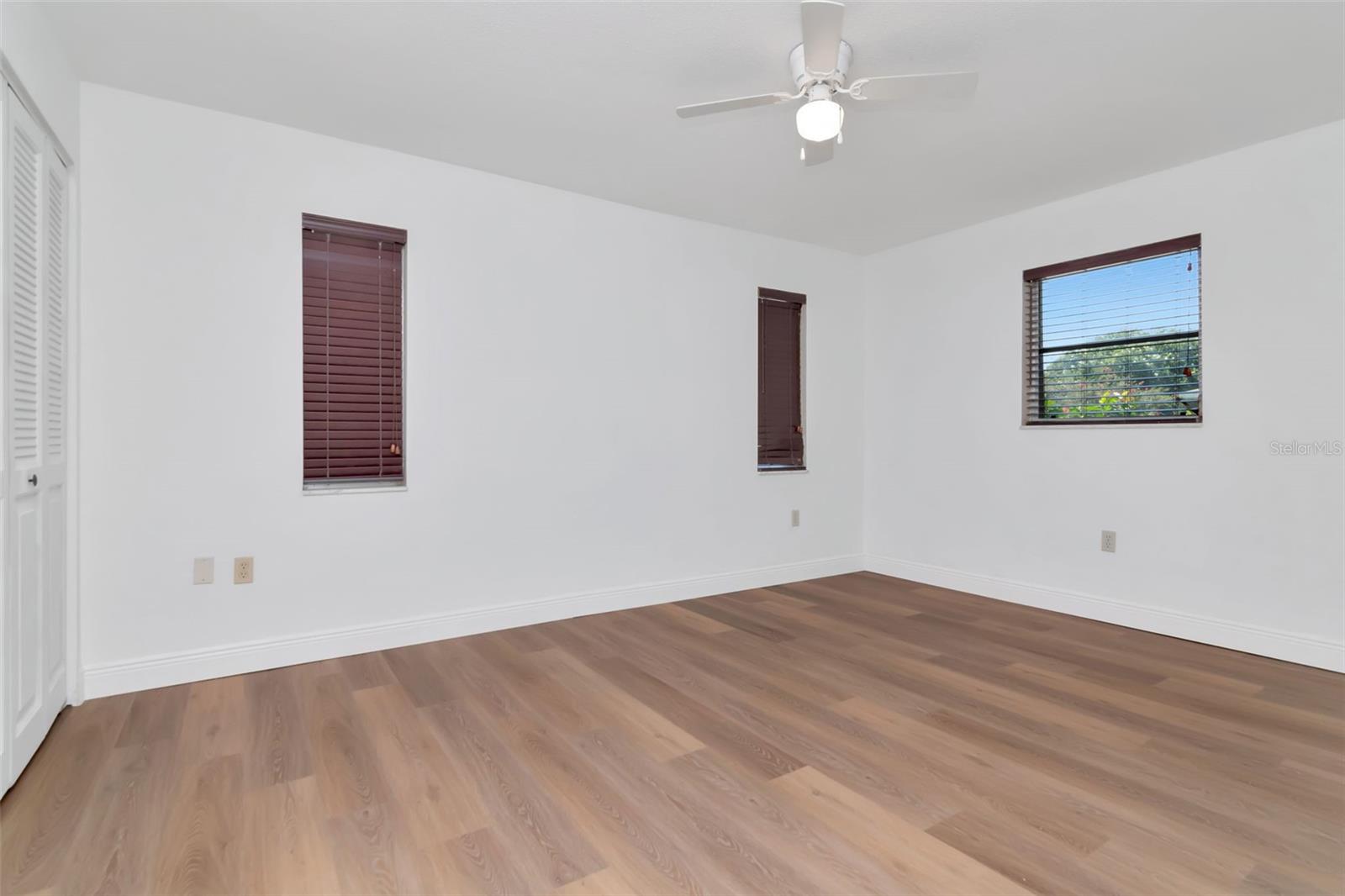 3250 CAUSEWAY DR, PALM HARBOR, FL, 34684