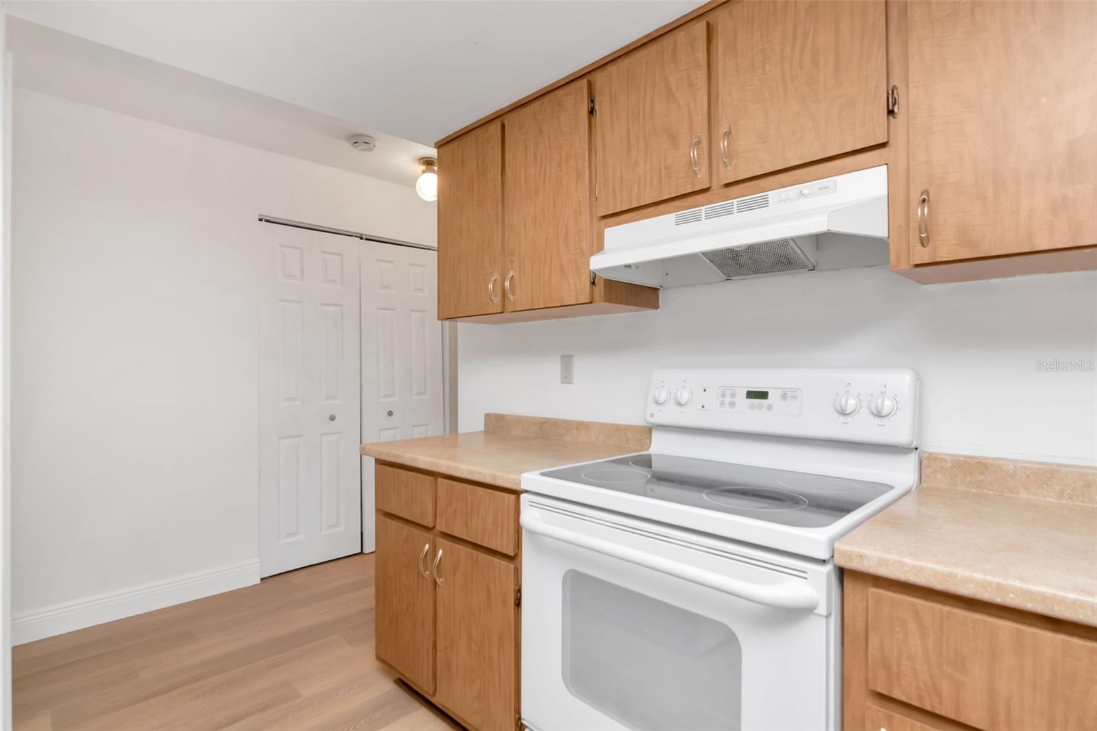 3250 CAUSEWAY DR, PALM HARBOR, FL, 34684