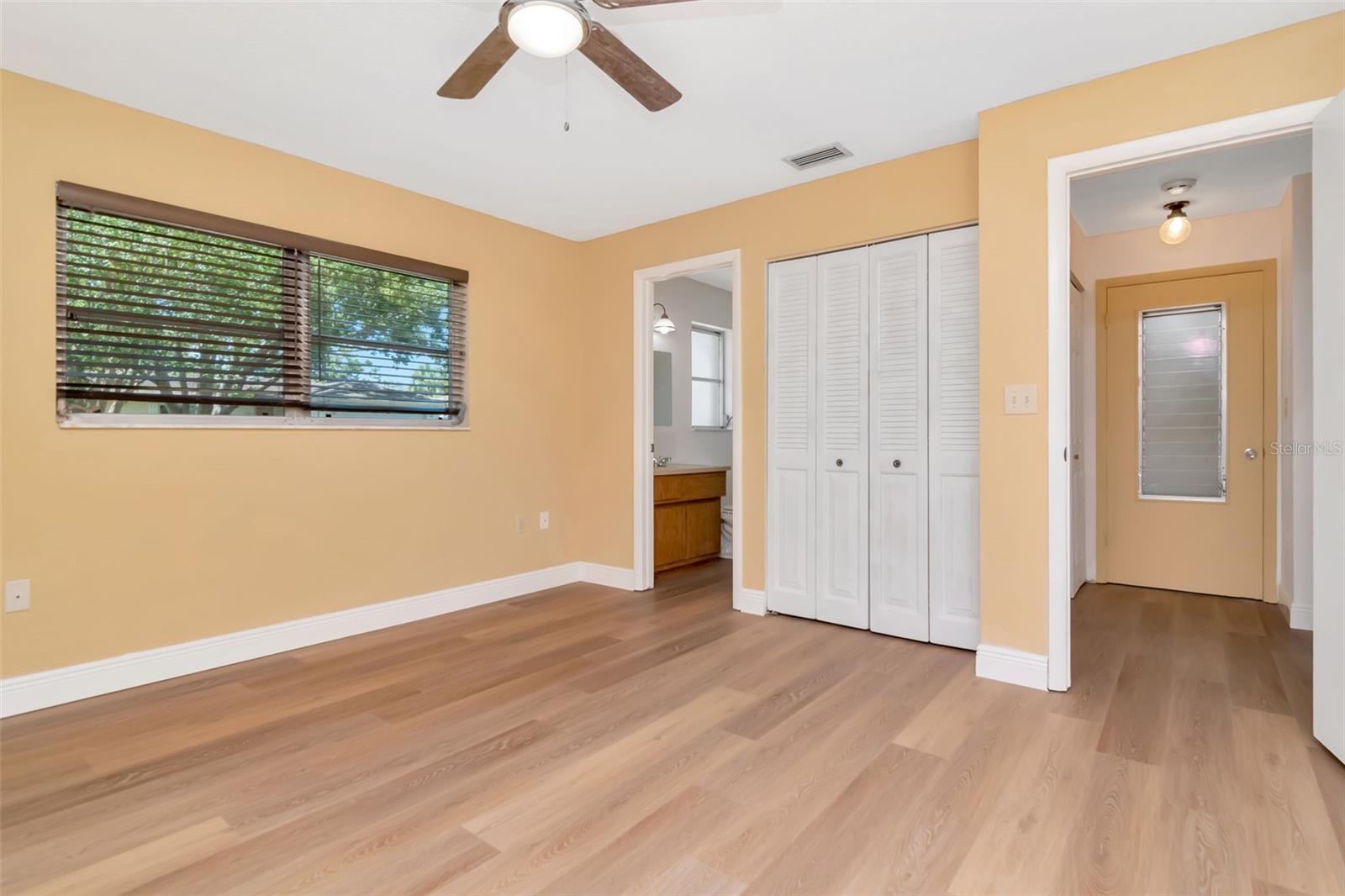 3250 CAUSEWAY DR, PALM HARBOR, FL, 34684