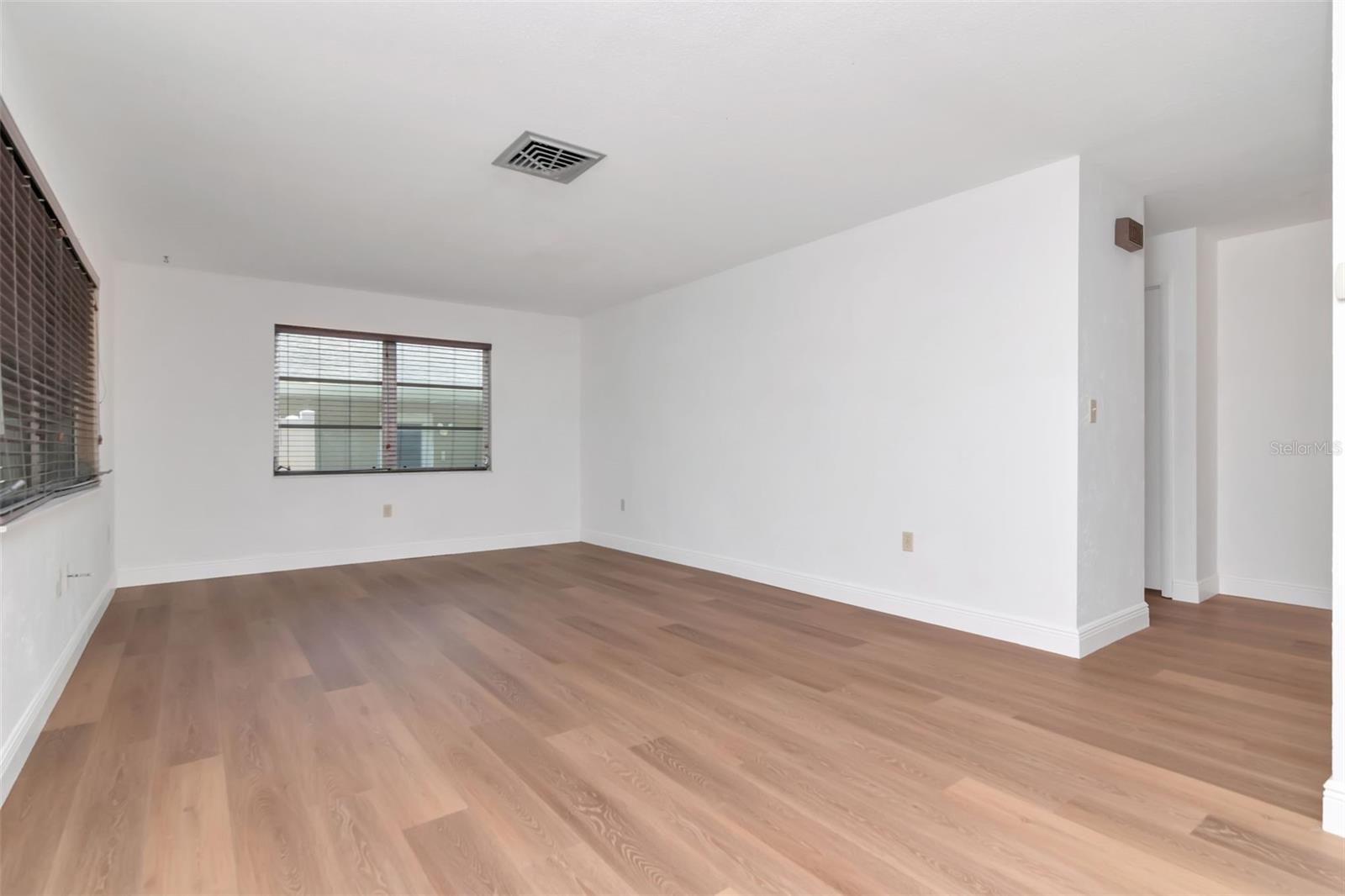 3250 CAUSEWAY DR, PALM HARBOR, FL, 34684