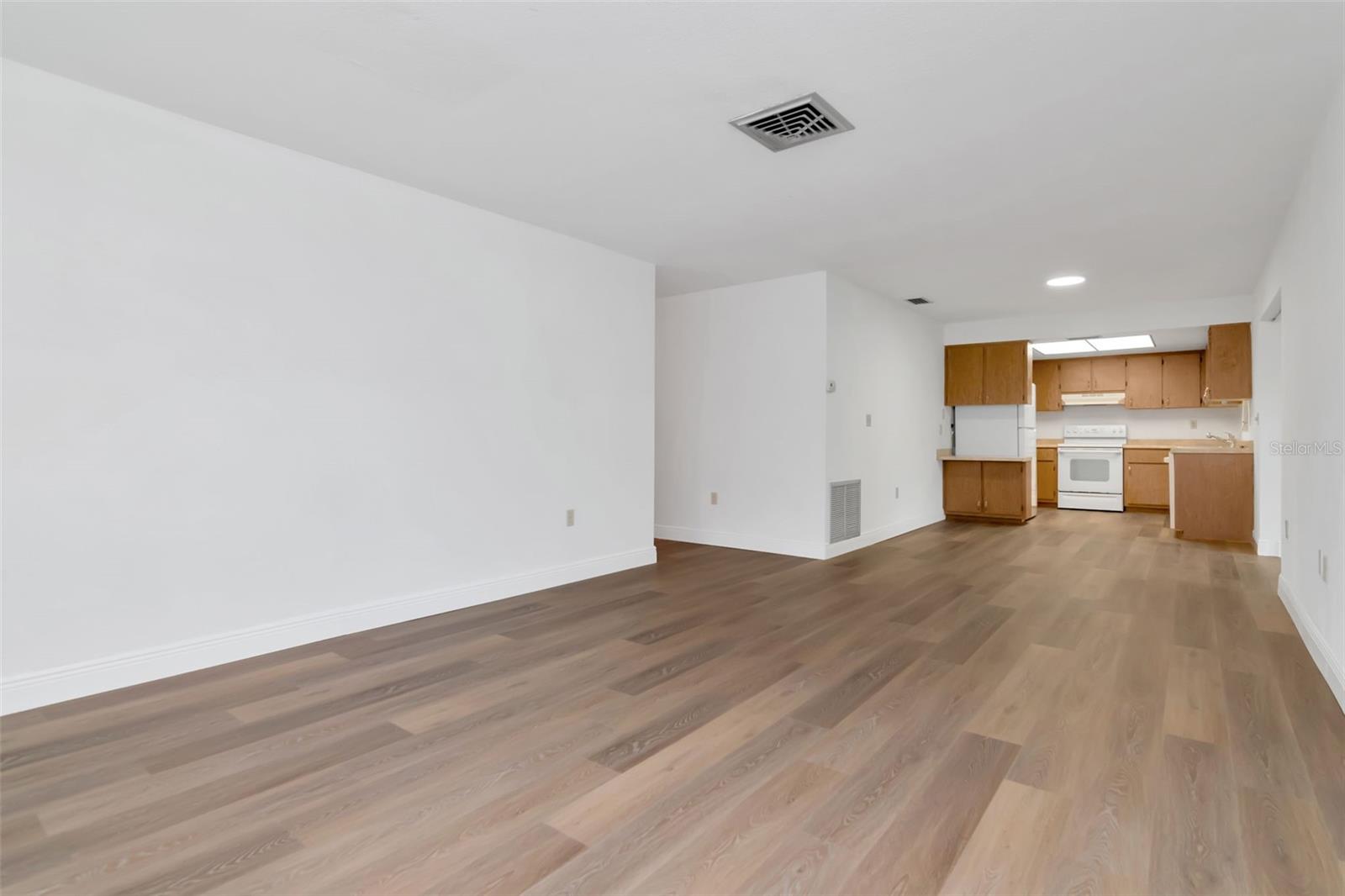 3250 CAUSEWAY DR, PALM HARBOR, FL, 34684