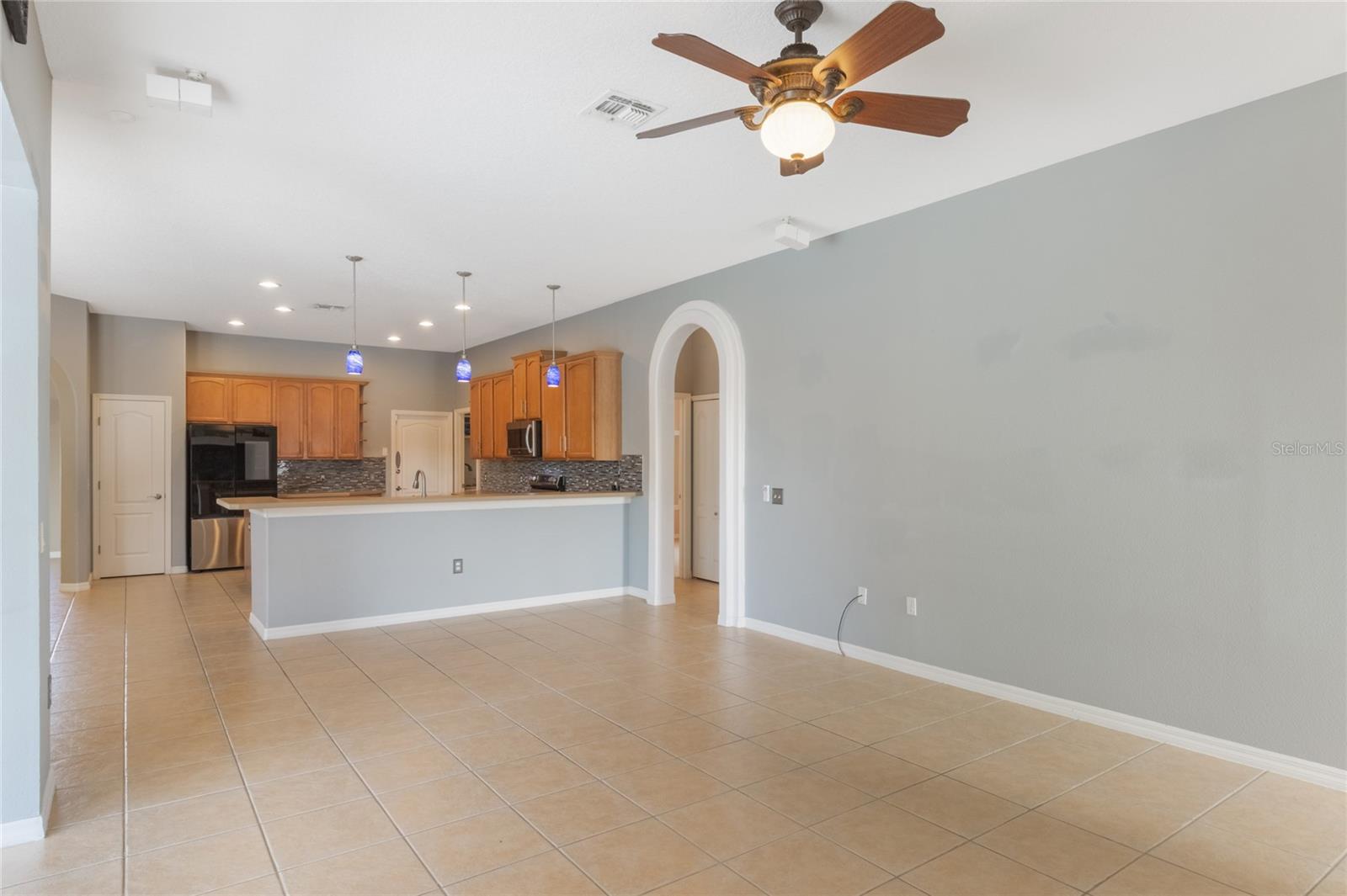 518 GRAND RESERVE DR, DAVENPORT, FL, 33837