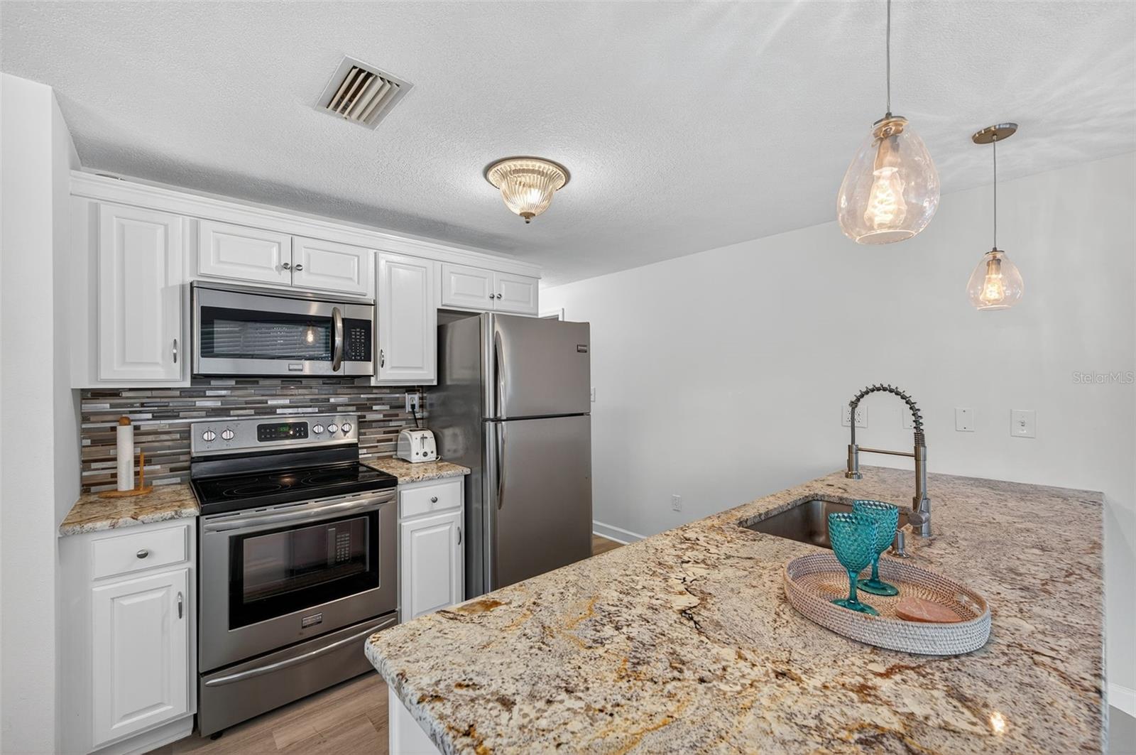 10404 LOQUAT DR, PORT RICHEY, FL, 34668