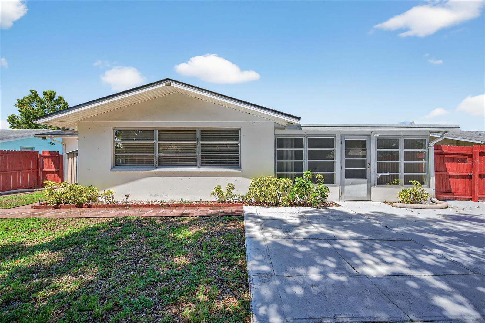 10404 LOQUAT DR, PORT RICHEY, FL, 34668