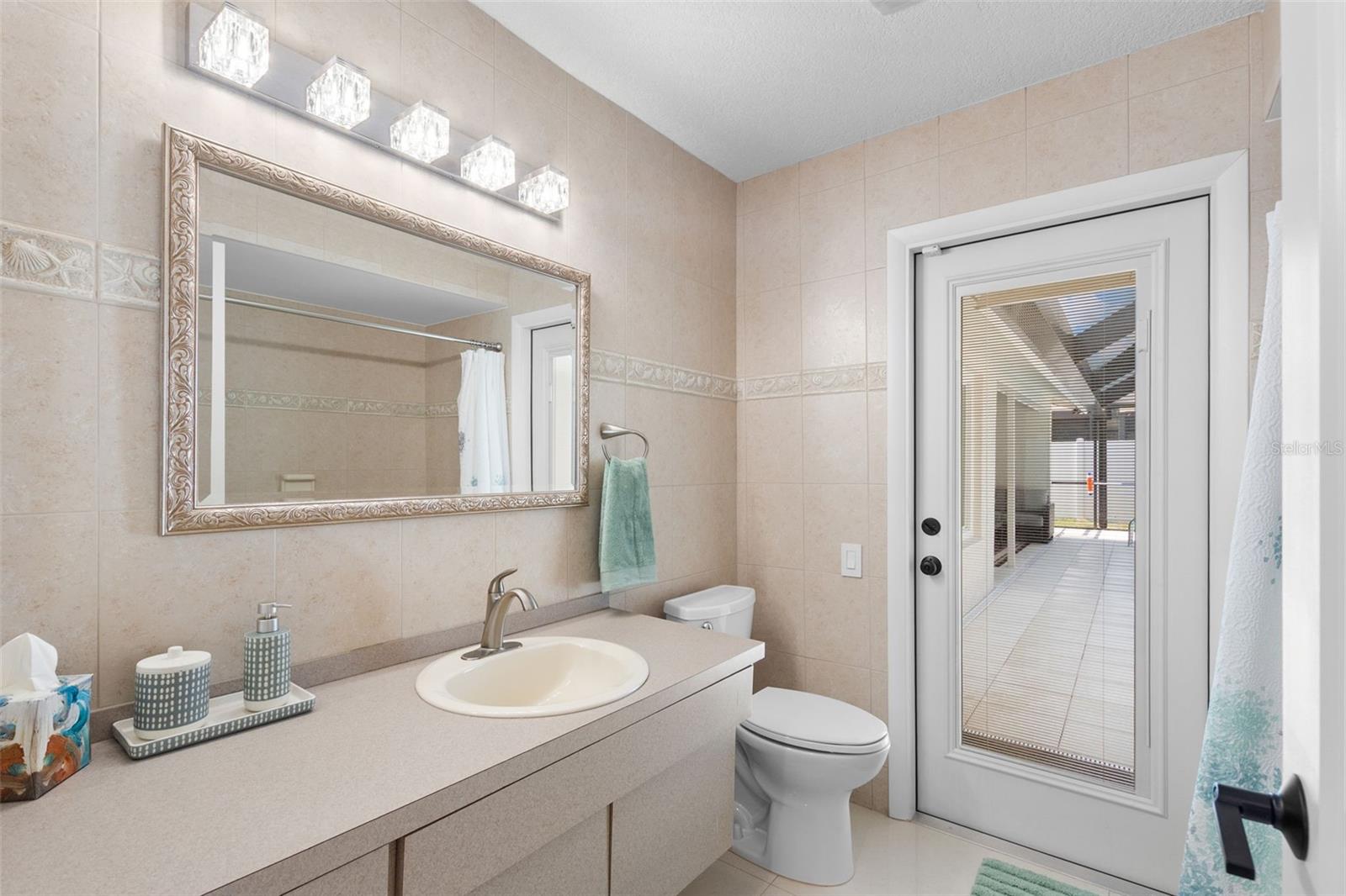 527 HUMPHRIES RD, SAFETY HARBOR, FL, 34695