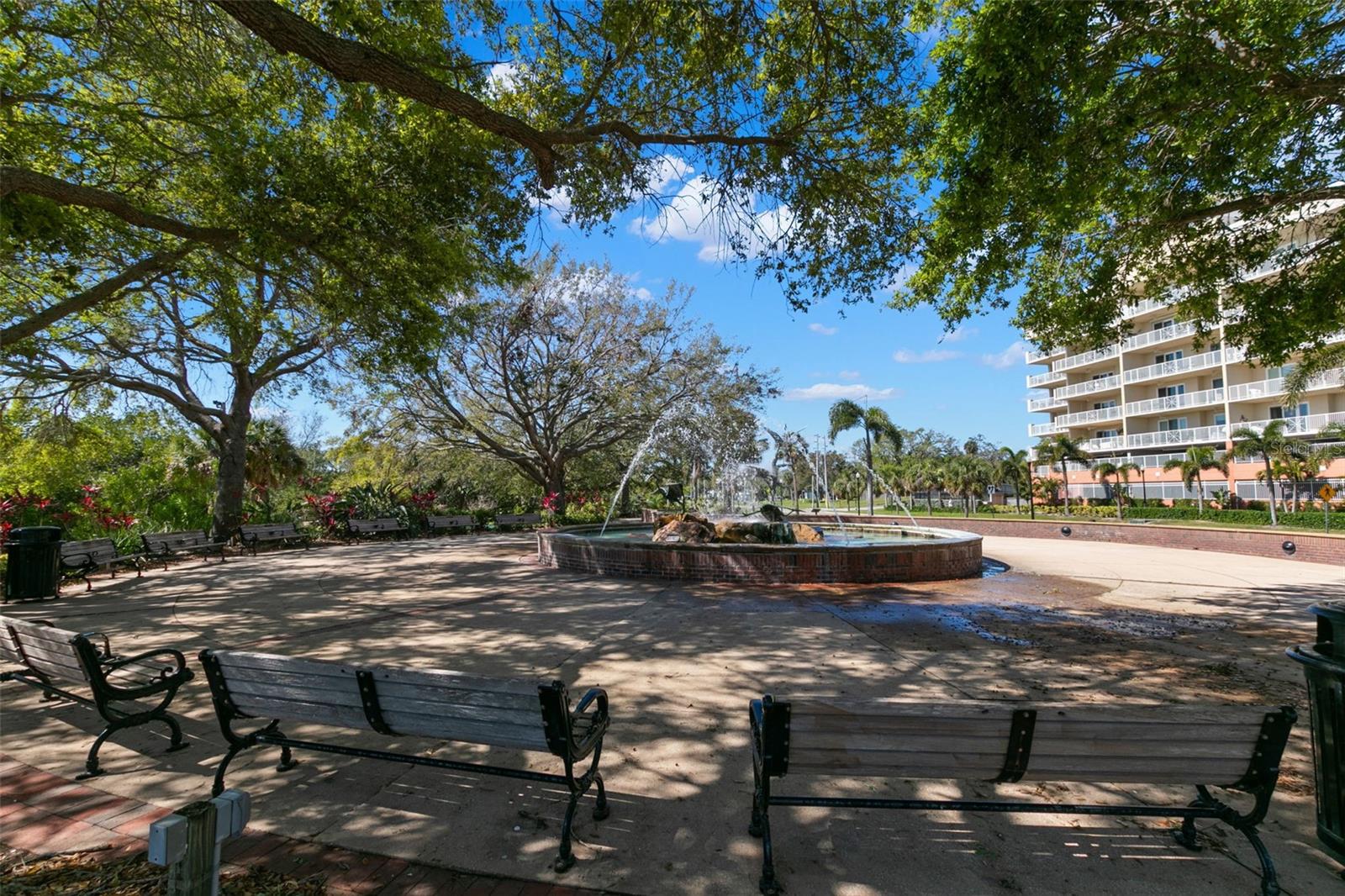 527 HUMPHRIES RD, SAFETY HARBOR, FL, 34695