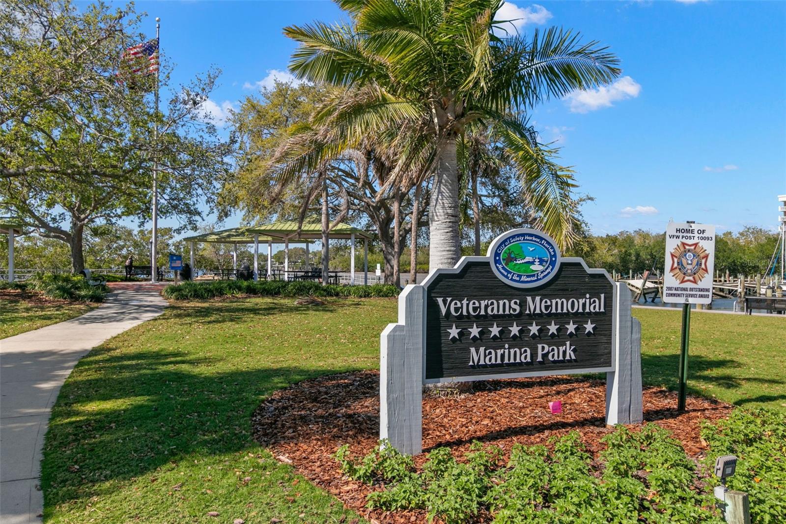 527 HUMPHRIES RD, SAFETY HARBOR, FL, 34695